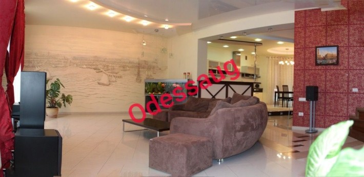 Аренда 4-ком КОТЕДЖ в Аркадии 200м. Закрытая охраняемая территория - фото 1