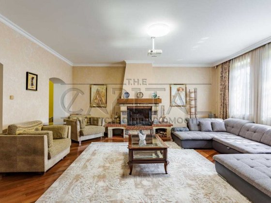 Пропонується в оренду приватний будинок у Голосіївському районі, 425 квадратних метрів Київ