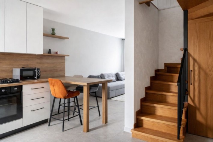 Оренда компактного будинку з укриттям на Осокорках | 105 м² | 3 спальні | 5 хв до метро - фото 1