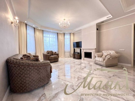 Аренда 2-х этажного дома 240м2, Голосеевский район, Чапаевка.