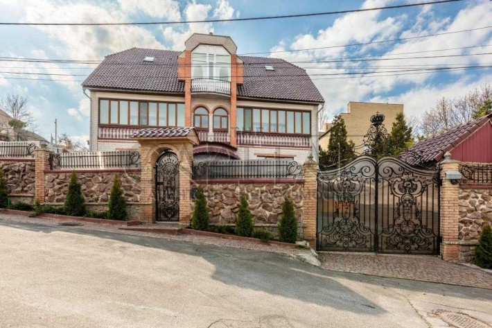 Оренда автономного будинку на Печерську ( закрита територія) біля Батьківщина-Мати та Ботанічний сад - фото 1