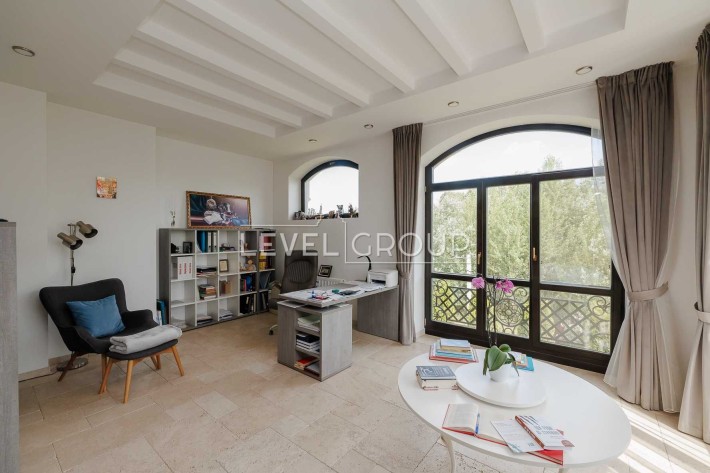 Київ, оренда резиденції біля заповіднику в К.Заспі - фото 1