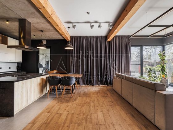 Оренда будинку/КОНИК /250М2 /3поверхи /навіс на 2 авто/ Автономний /Власний спортзал /АКТУАЛЬНО/ ВІД Киев