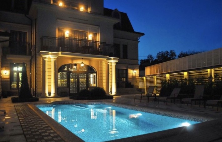 Вилла на берегу моря / 10 Фонтана / Маристелла - фото 1