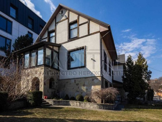 Аренда автономного дома в ул. Редутная, Печерский р-н Киев