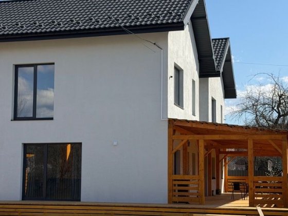 Котедж для довгострокової оренди в Карпатах, Лазещина Лазещина