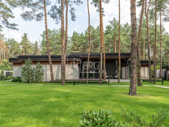 Аренда нового современного дома в сосновом лесу коттеджный городок Козин Конча-Заспа без комиссии