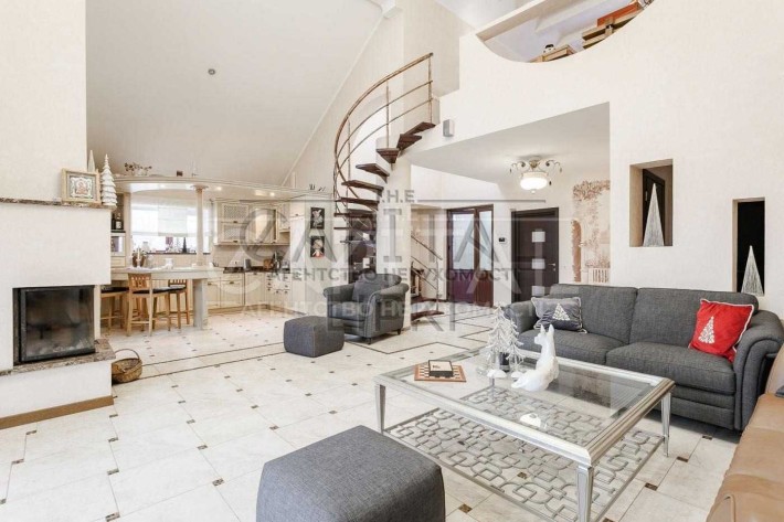 Оренда / Будинок / 200 м2 / Крюківщина / вул. Лугова - фото 1