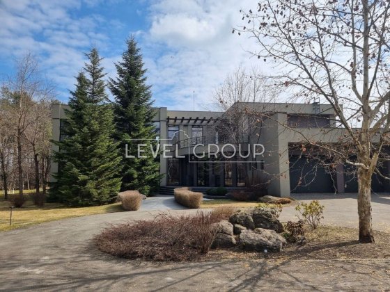 Оренда будинка у лісі на березі річки Стугна. Козин Козин