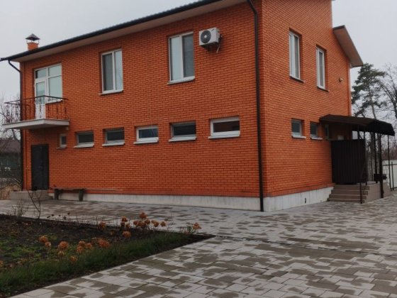 Здам пів дому,окремий вхід,75м.кв. Новые Петровцы