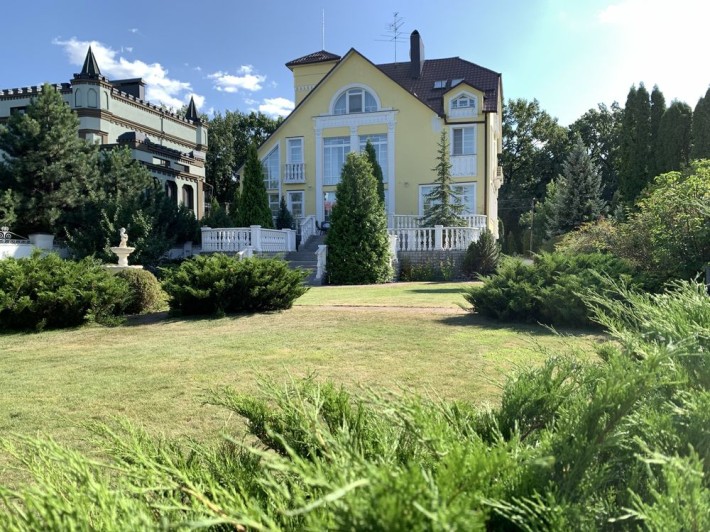 Будинок з басейном, Лісники, генератор - фото 1