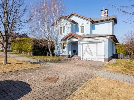 Аренда дома с терассой КМ Green Hills ул. Звенигородская Вита-Почтовая Вита-Почтовая