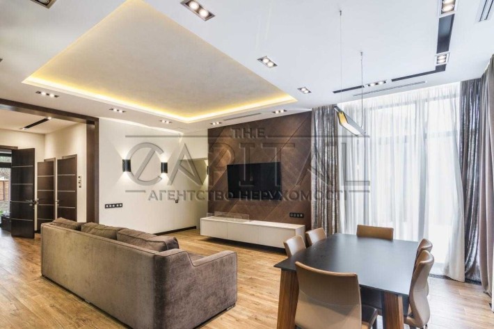 Аренда дома с бассейном с. Вита-Почтовая ул. Вересневая Киево-Святошинский - фото 1