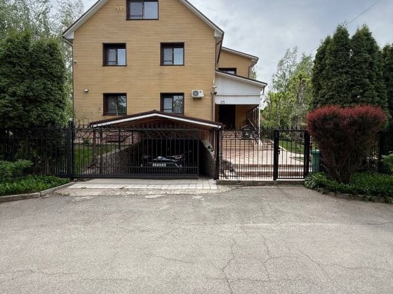 Оренда будинку в Ржищеві = будинок в оренду довгостроково з генератором Ржищев