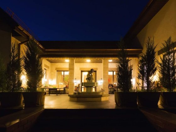 Полная автономнсть! Вилла с собственным SPA  в красивом городке