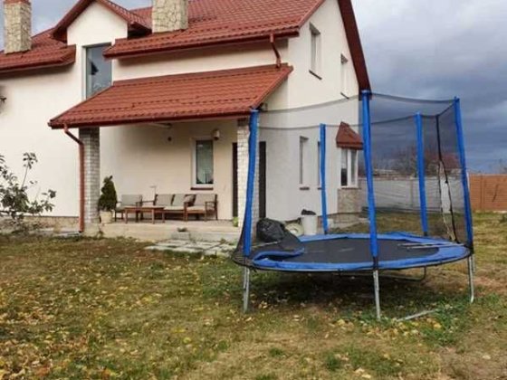 Сдам дом с.Гуровщина«Добропарк».Беседка,мангал,камин,гараж Гуровщина