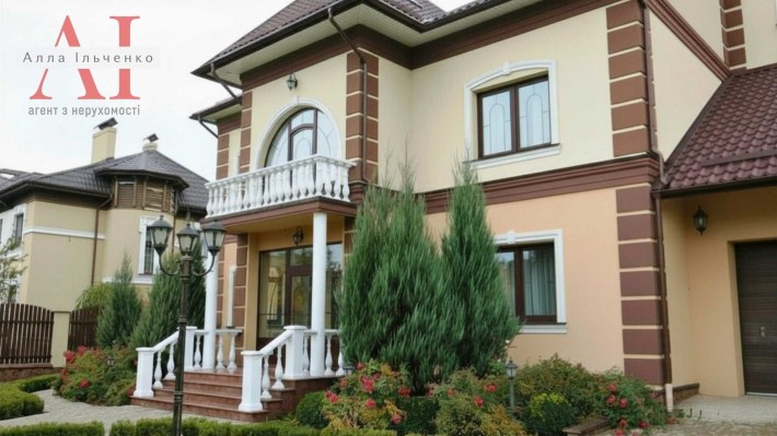 БЕЗ КОМІСІЇ! Будинок 600 м² с. Іванковичі, генератор, цоколь, низькі комунальні, закрите містечко - фото 1