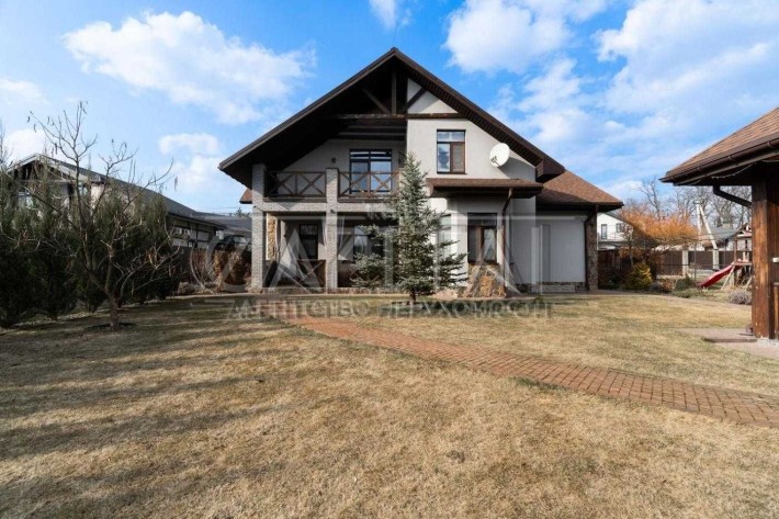 Дом с выходом к озеру и пляжу / Обуховский район, с. Круглык, СТ «Озерне» - фото 1