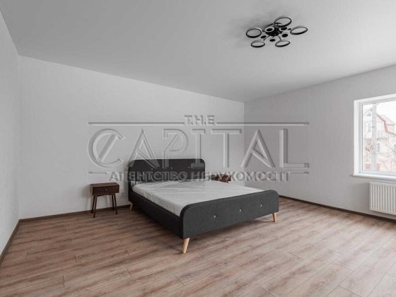 Дом для комфортного проживания семьей/резиденция в Безрадичах Старые Безрадичи