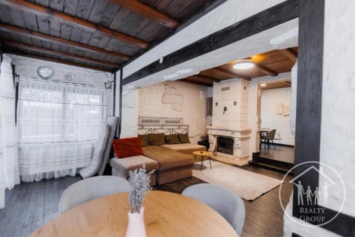 Оренда будинку в Брюховичах — сучасний, автономний, серед природи - фото 1