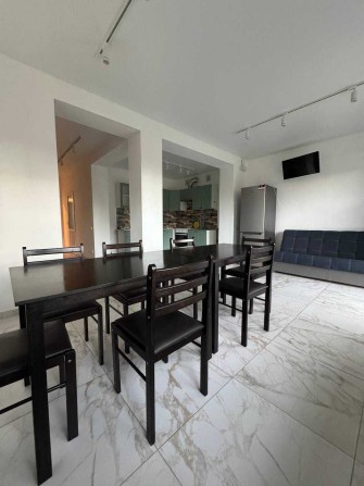 Довгострокова оренда будинку з власним двориком - фото 1