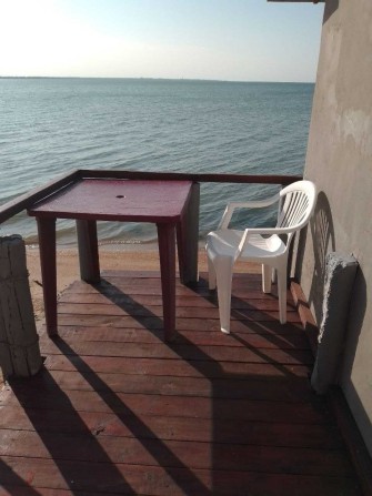 Оренда дачі на першій лінії лиману в Затоці - фото 1