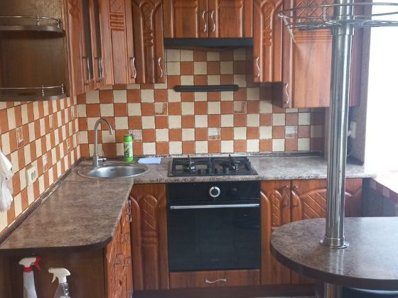 Здається 2 кім. квартира! Р-н лікарні! Бердичів
