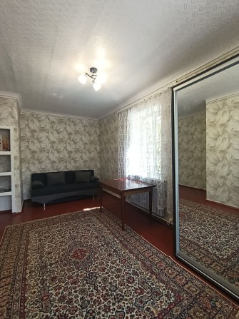 Сдам 1 комнатную квартиру в центре АЕО - фото 1