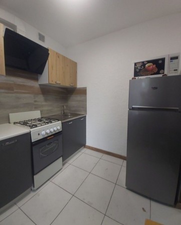 Сдам  1 к.квартиру  на правом берегу - фото 1