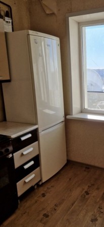 Сдам 1-комн кв. Овощной 2/9 с ремонтом и мебелью. - фото 1