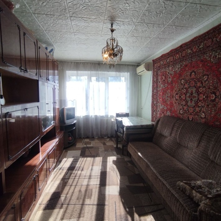 Сдам 2 комнатную квартиру правый берег - фото 1