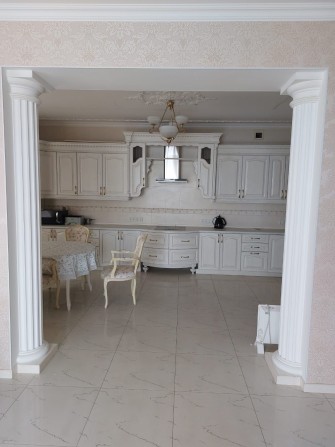 Сдам длительно шикарную квартиру,с видом на море,цена 500$ - фото 1