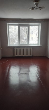 Здається однокімнатна квартира на довгострокову оренду (М. КАНІВ) - фото 1