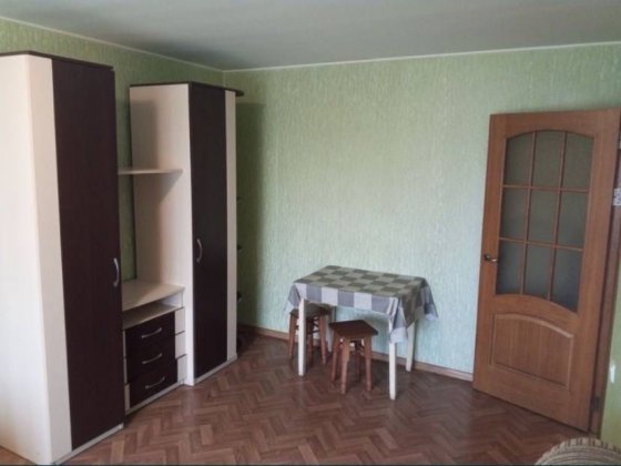 Оренда 2 кімнатної секції на Мікрорайоні