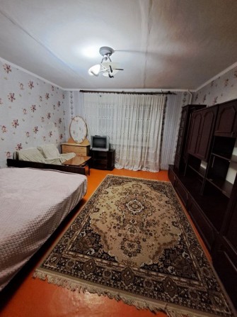 Оренда 1 кімнатної квартири на Мікрорайоні - фото 1