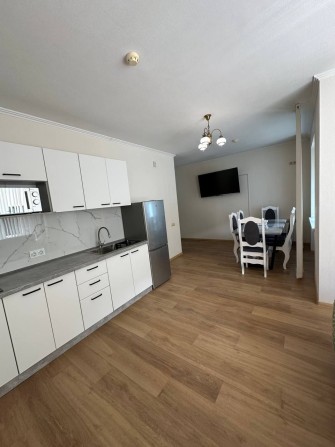 Здам 1 кімнатну квартиру -студію! - фото 1