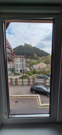 Довгострокова оренда квартири в центрі міста - фото 1