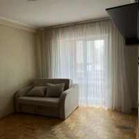 Продаж 1-к квартири вул. Юрія Кондратюка 4б Київ