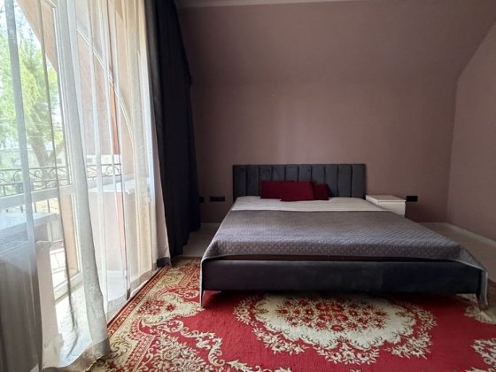 Від власника довгострокова оренда новобудови  квартири в центрі Мукачево. Мукачево