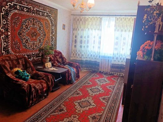Задається 2 кімнатна квартира вул. Паркова буд. 38 Краматорск