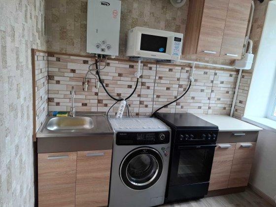 Здається 1к.кв в центрі міста. 7.500грн+комунальні послуги. Прилуки