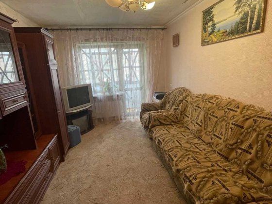 Здається двохкімнатна квартира в центрі. Славянск