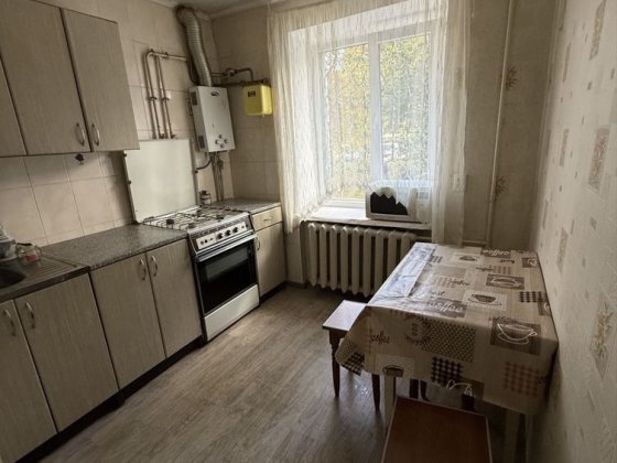 Сдам 2 кімнатну квартиру на 1 поверсі