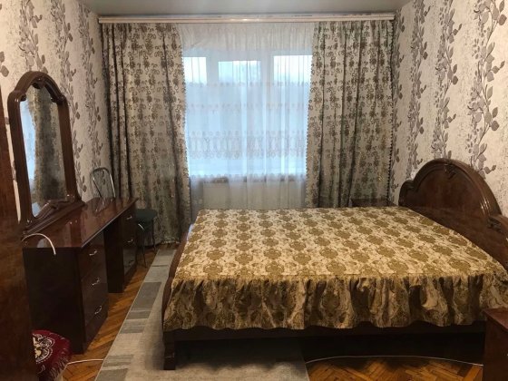 Оренда 2-кімнатної квартири на території с/г університету, довгостроково