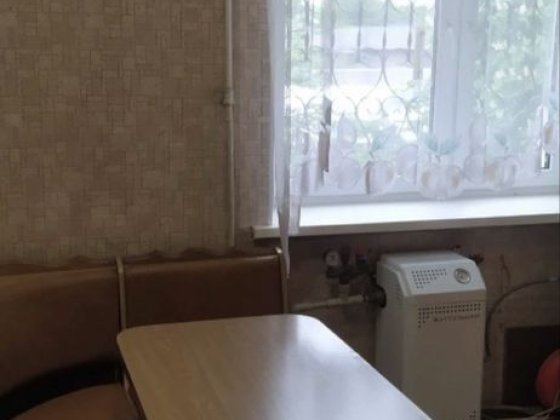 Здается 2-х кімнатна квартира ,в районі залізничного вокзалу Славянск