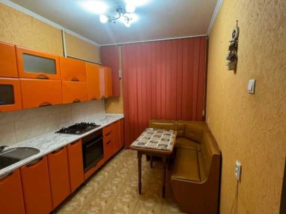 Задається 3-х кімнатна квартира на Дубово. Хмельницкий