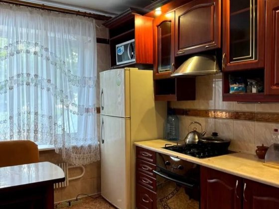 Здається в оренду 3 кімнатна квартира Хмельницкий