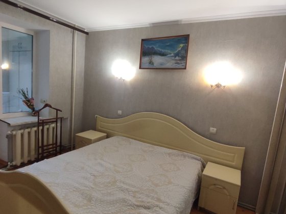 Здається 3к кВ в Центрі міста 10 школа Хмельницкий