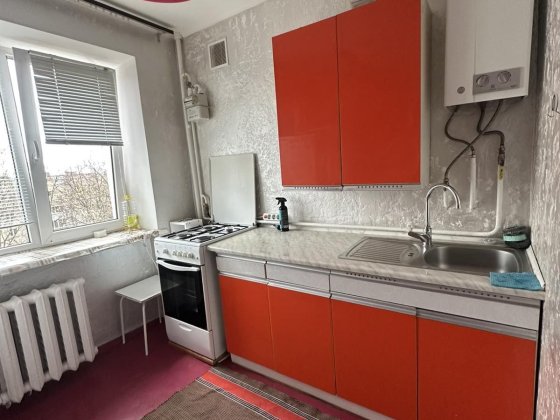 Здається 1 кімнатна квартира з косметичним ремонтом на Виставці! Хмельницький