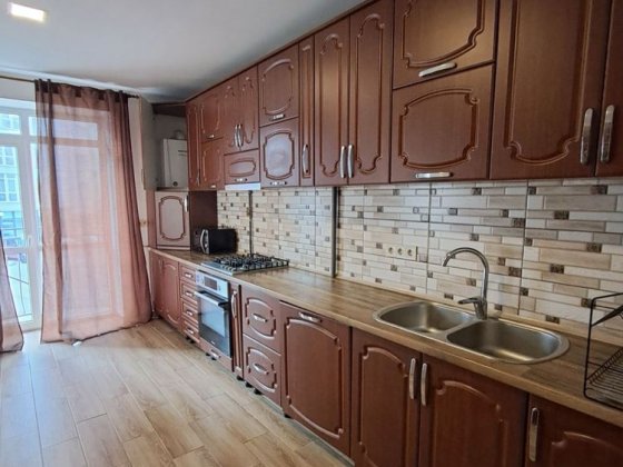 Оренда  2 х кімн квартири у жк « Калинова Слобода 2» Крихівці